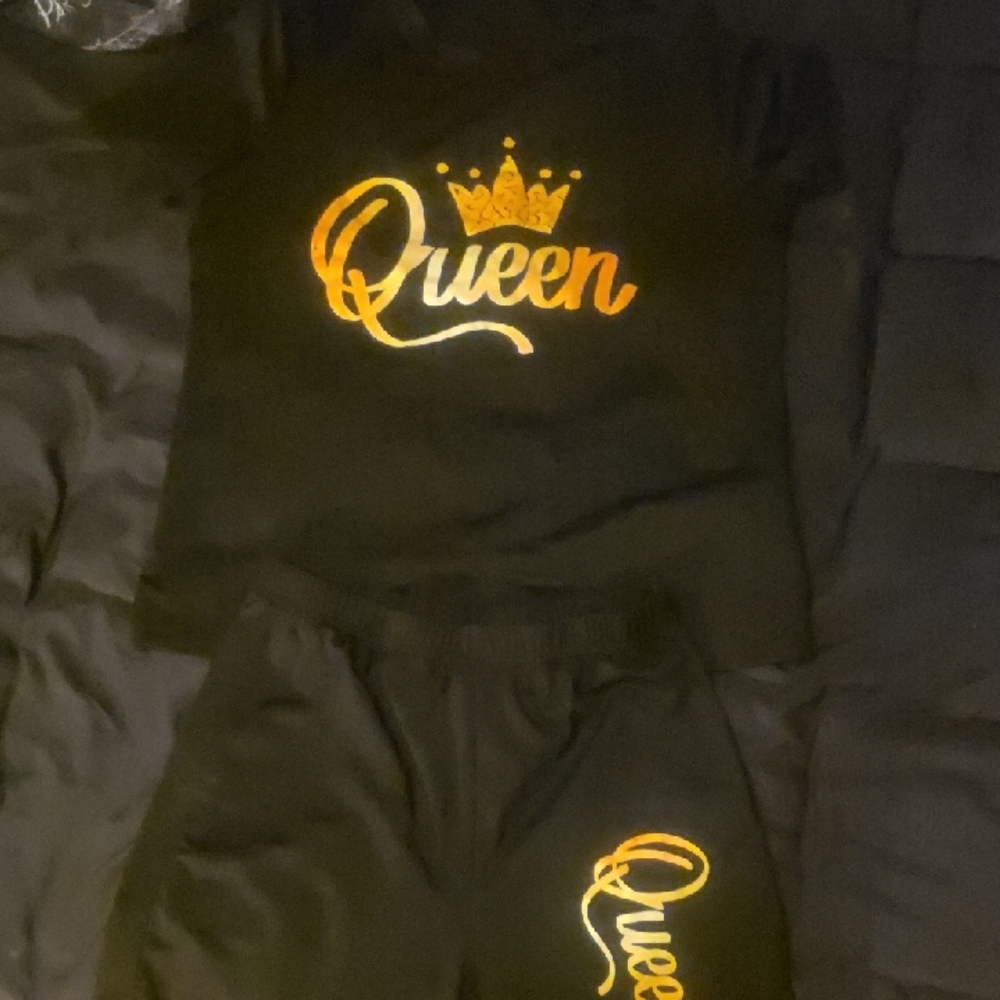 Black and Orange Queen Women's Set